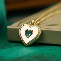Simple Style Commute Heart Shape Copper Plating Inlay Shell Zircon 18k Gold Plated Pendant Necklace sku image 2