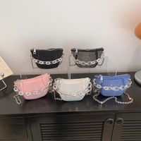Women's Pu Leather Solid Color Basic Streetwear Dumpling Shape Zipper Shoulder Bag Crossbody Bag Underarm Bag main image 1