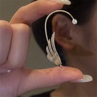 Pinzas Para Oreja De Mujer Con Incrustaciones Artificiales De Aleación De Mariposa Dulce sku image 56