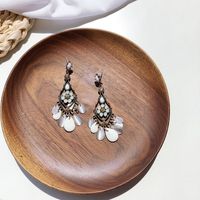 Retro Flower Alloy Inlay Artificial Gemstones Women's Drop Earrings main image 6