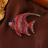 Rétro Brillant Poisson Alliage Placage Incruster Strass Unisexe Broches main image 5