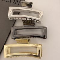 Basic Classic Style Solid Color Metal Hair Claws main image 1