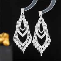 Simple Style Solid Color Copper Inlay Rhinestones Silver Plated Women's Drop Earrings main image 2