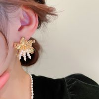 Retro Flower Alloy Plating Inlay Artificial Pearls Women's Ear Studs sku image 1