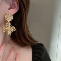Rétro Fleur Alliage Placage Incruster Perles Artificielles Femmes Boucles D'oreilles sku image 3
