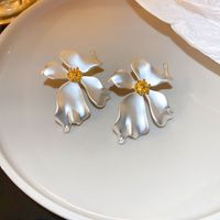 1 Pair Classical Water Droplets Flower Inlay Copper Artificial Gemstones Drop Earrings Ear Studs sku image 5