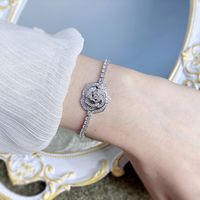 De Gros Élégant Fleur Argent Sterling Placage Incruster Diamant À Haute Teneur En Carbone Bracelets main image 3