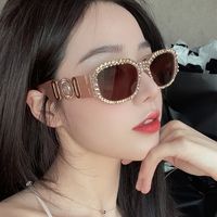 Simple Style Classic Style Solid Color Ac Oval Frame Diamond Full Frame Women's Sunglasses main image 1