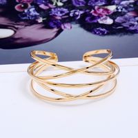 Retro Simple Style Solid Color Iron Women'S Bangle main image 6