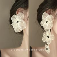Exaggerated Sweet Flower Cloth Asymmetrical Plating Women's Drop Earrings main image 4