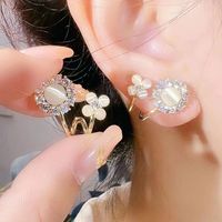 1 Pair Elegant Shiny Flower Inlay Alloy Opal Ear Studs main image 4
