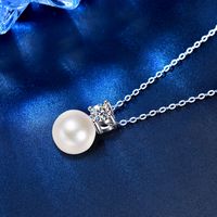 Simple Style Solid Color Sterling Silver Moissanite Pendant Necklace In Bulk main image 4
