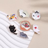 Cute Animal Cat Alloy Plating Unisex Brooches main image 1