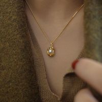 304 Stainless Steel 18K Gold Plated Classic Style Plating Inlay Geometric Plastic Pendant Necklace main image 3