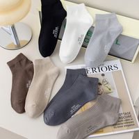 Men's Casual Solid Color Cotton Crew Socks A Pair main image 1