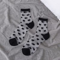 Femmes Style Japonais Forme De Cœur Couleur Unie Nylon Polyester Jacquard Crew Socks Une Paire sku image 4