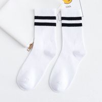 Femmes Des Sports Couleur Unie Coton Crew Socks Une Paire sku image 4