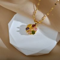 Simple Style Shiny Round Flower Titanium Steel Copper Plating Inlay Agate Zircon Pendant Necklace main image 3