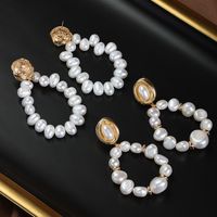 1 Pair Elegant Simple Style Irregular Beaded Plating Inlay Freshwater Pearl Copper Pearl Gold Plated Drop Earrings main image 3