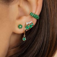 1 Pair Simple Style Shiny Star Water Droplets Plating Inlay Alloy Acrylic Rhinestones Drop Earrings main image 4