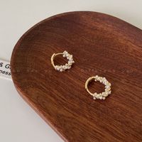 1 Paar Elegant Geometrisch Inlay Kupfer Künstliche Perlen Ohrringe main image 2