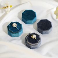 Elegant Solid Color Flannel Wholesale Jewelry Boxes main image 4
