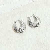 1 Pair Simple Style Classic Style C Shape Solid Color Twist Plating 304 Stainless Steel Earrings sku image 1