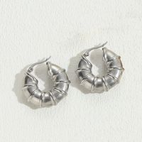 1 Pair Simple Style Classic Style C Shape Solid Color Twist Plating 304 Stainless Steel Earrings sku image 4