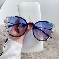Elegant Solid Color Resin Cat Eye Diamond Full Frame Women's Sunglasses sku image 1