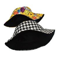 Unisex Modern Style Houndstooth Smiley Face Flat Eaves Bucket Hat main image 2