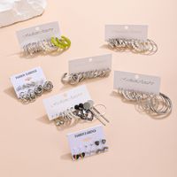 1 Set Nordic Style Basic Flower Butterfly Inlay Zinc Alloy Artificial Rhinestones Artificial Pearls Earrings main image 3