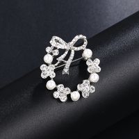 Elegant Leaf Flower Butterfly Alloy Plating Inlay Rhinestones Pearl Women's Brooches main image 3