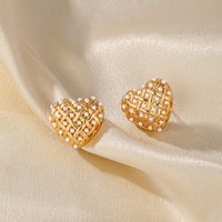 1 Pair Casual Lady Commute Heart Shape Plating Inlay Imitation Pearl Copper Zircon 18k Gold Plated Ear Studs main image 4