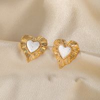1 Pair Casual Lady Commute Heart Shape Plating Inlay Imitation Pearl Copper Zircon 18k Gold Plated Ear Studs main image 5