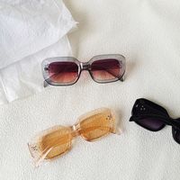 Ig Style Vacation Cool Style Solid Color Pc Resin Oval Frame Full Frame Women's Sunglasses main image 2