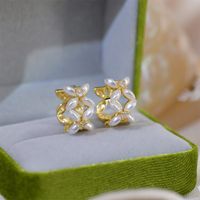 1 Paire Élégant À La Française Style Simple Fleur Placage Incruster Le Cuivre Perles Artificielles Zircon Plaqué Or 14k Boucles D'oreilles main image 5