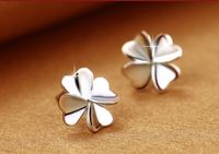 1 Pair Elegant Simple Style Commute Four Leaf Clover Plating Alloy Ear Studs main image 2