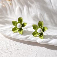 1 Pair Elegant Pastoral Simple Style Petal Alloy Gold Plated Ear Studs main image 5