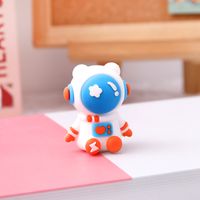 Creative Student Cartoon Pencil Sharpener Three-dimensional Doll Modeling Pencil Sharpener Silicone Mini Cartoon Pencil Shapper Wholesale sku image 3