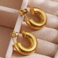 1 Paire Style Simple Forme C Placage Acier Au Titane Boucles D'oreilles main image 1