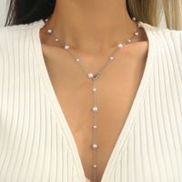 Simple Style Solid Color Alloy Plastic Wholesale Necklace main image 1