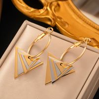 1 Paire Style Moderne Triangle Star Papillon Placage Acier Inoxydable 304 Plaqué Or 18K Boucles D'oreilles main image 2