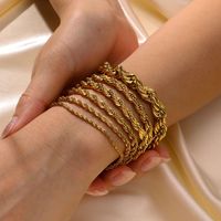 Classic Style Solid Color Stainless Steel Plating 18k Gold Plated Bracelets main image 2
