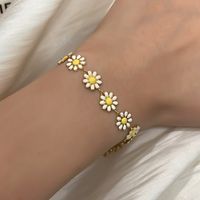 Wholesale Jewelry Simple Style Flower Alloy Gold Plated Plating Bracelets main image 4