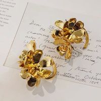 1 Pair Classic Style Flower Plating Metal Earrings sku image 1