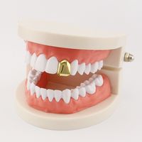 Enchufe De Diente De Hip Hop Brillante Chapado En Oro De 18k, Colmillos De Vampiros Dorados Para Dentaduras, Accesorios De Halloween Para Hombres Y Mujeres main image 1