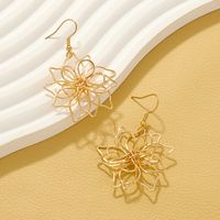 1 Pair Glam Flower Plating Alloy Drop Earrings sku image 1