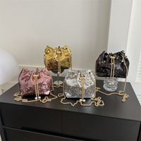 Femmes Faux Cuir Paillettes Couleur Unie Vêtement De Rue Seau Chaîne De Caractères Sac D'épaule Sac Bandoulière main image 6