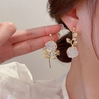 1 Pair Glam Exaggerated Heart Shape Flower Bow Knot Plating Inlay Alloy Artificial Crystal Artificial Rhinestones Artificial Pearls Gold Plated Silver Plated Drop Earrings main image 7