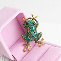 Cool Style Shiny Animal Frog Alloy Inlay Rhinestones Unisex Brooches main image 1